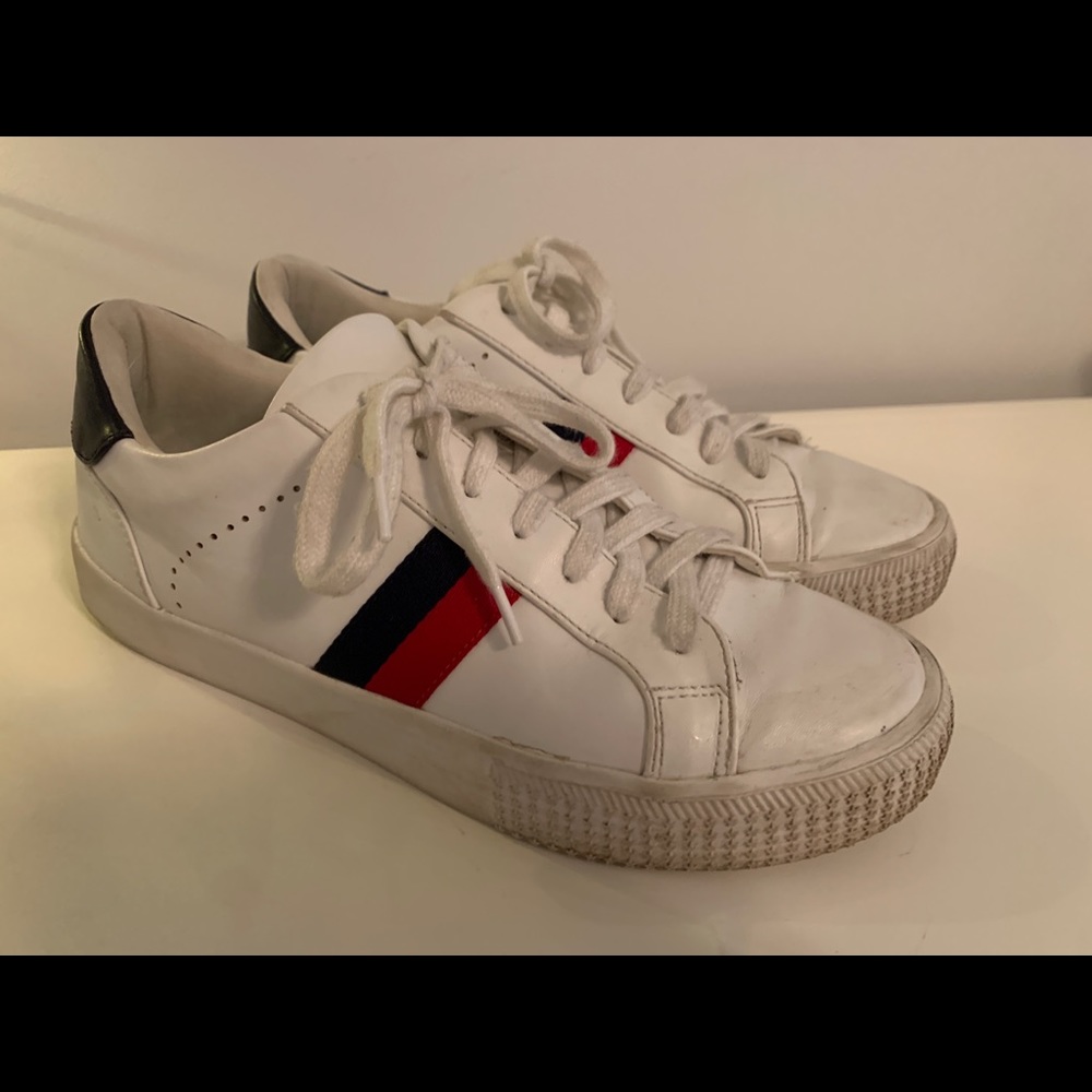 White, Sneakers